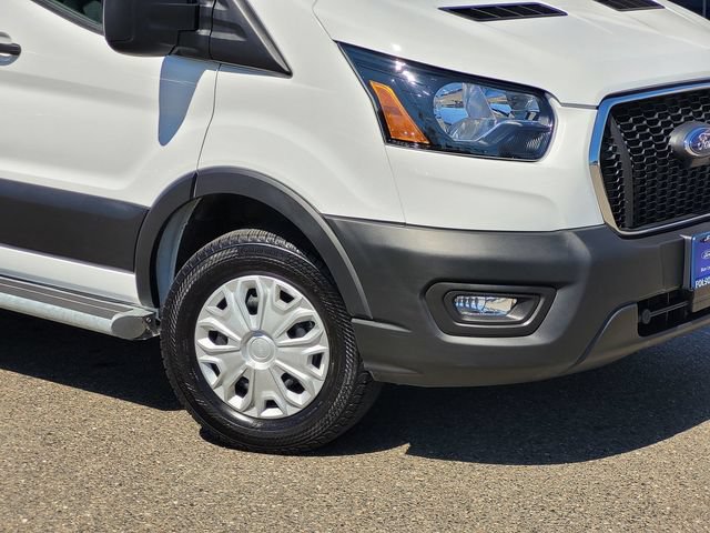 Certified 2025 Ford Transit 250 Low Roof w/ Exterior Upgrade Package RWD image 6