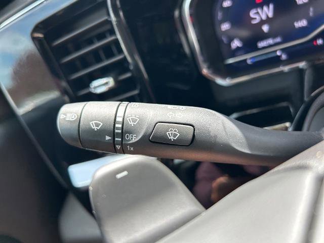 Used 2024 Chevrolet Silverado 1500 LT Trail Boss w/ LT Trail Boss Premium Package image 28