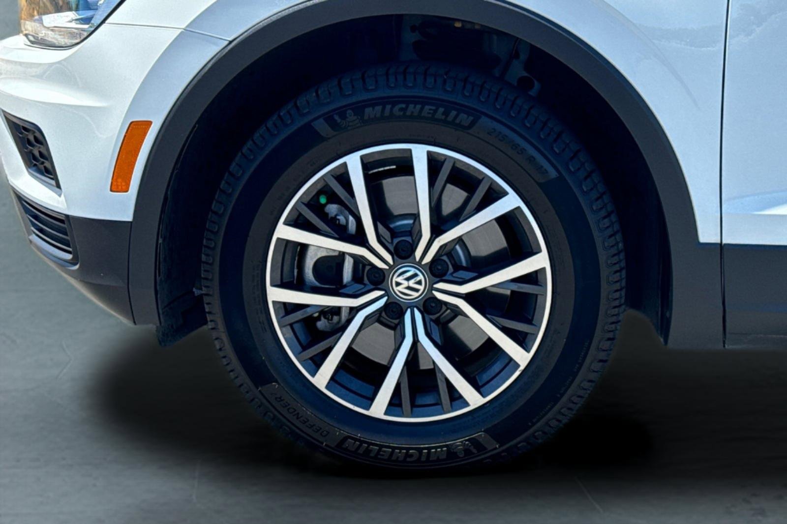 Used 2021 Volkswagen Tiguan S image 30