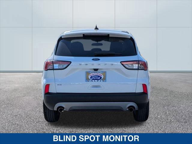 Certified 2022 Ford Escape SE image 3
