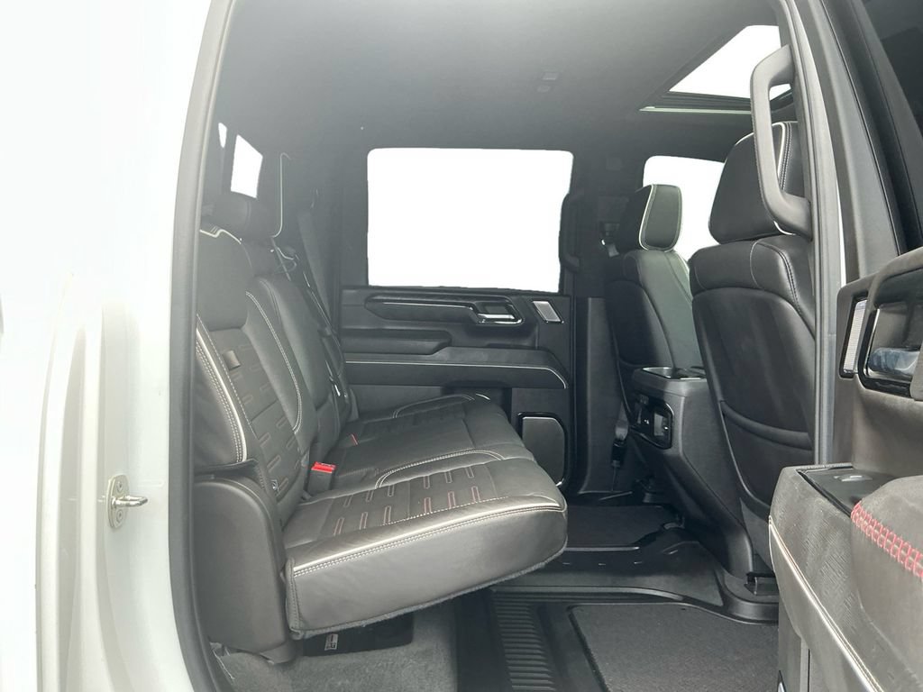 Used 2024 GMC Sierra 2500 AT4X AWD/4WD image 23