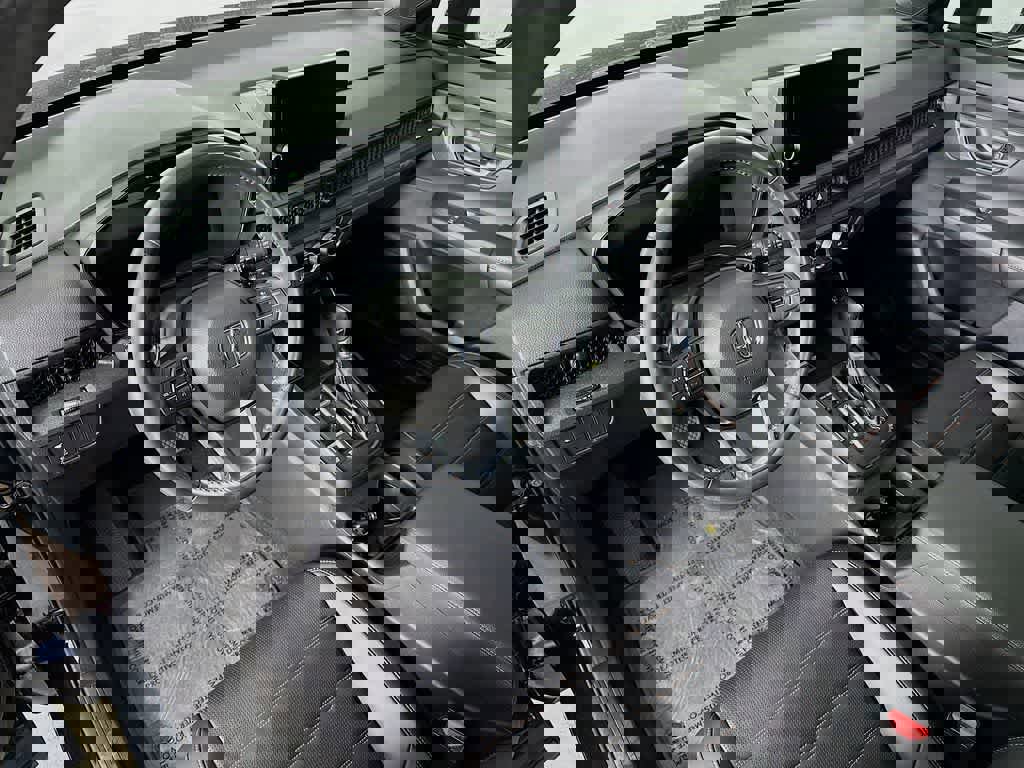 Used 2025 Honda CR-V Sport-L image 2