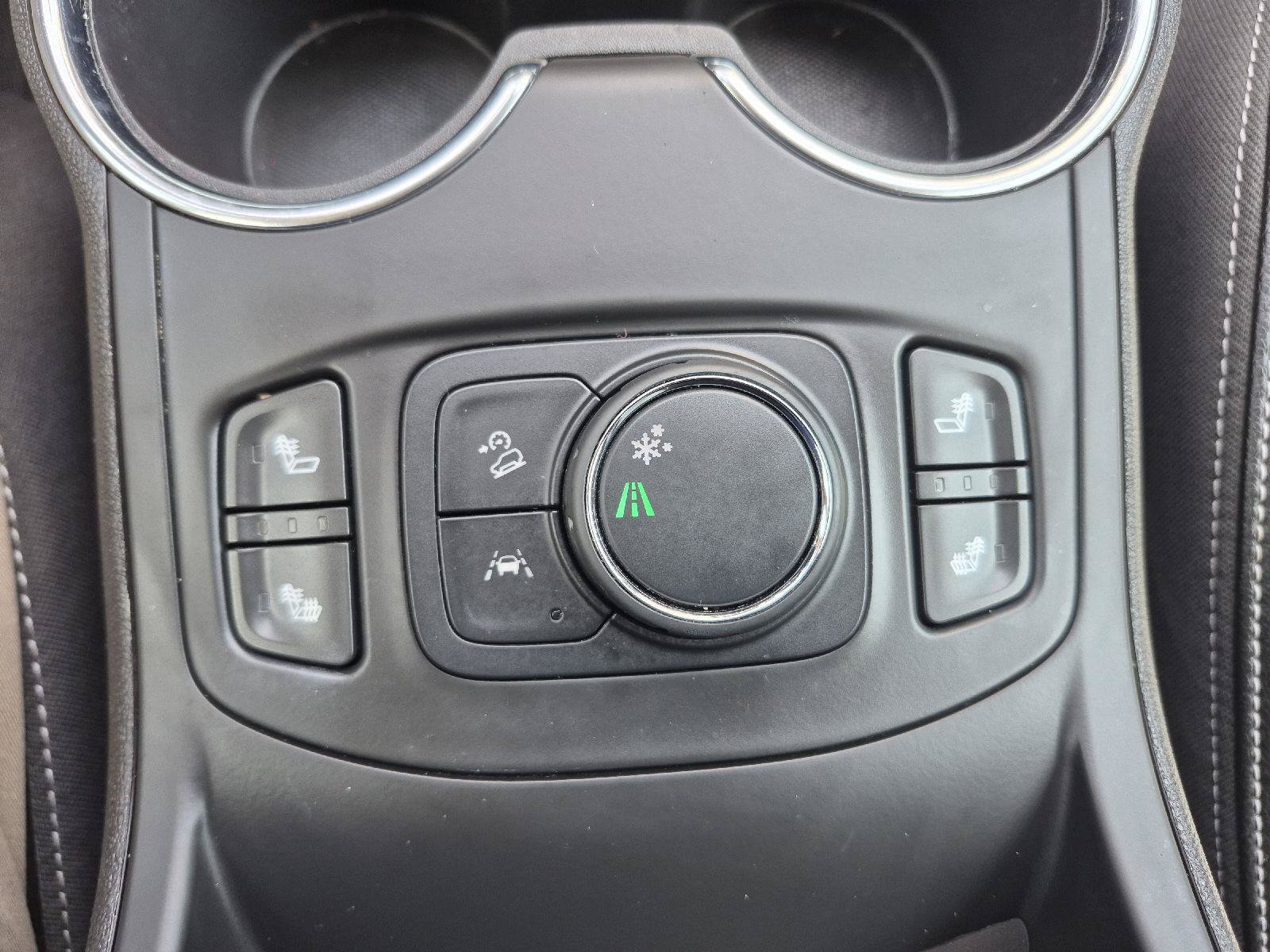 Used 2024 GMC Terrain SLT FWD image 6