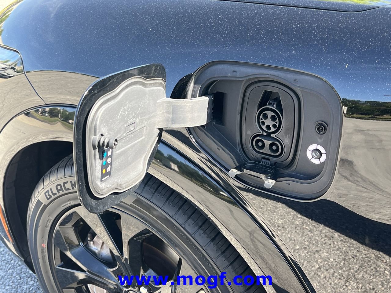 Certified 2023 Ford Mustang Mach-E Premium w/ Mustang Nite Pony Package image 31