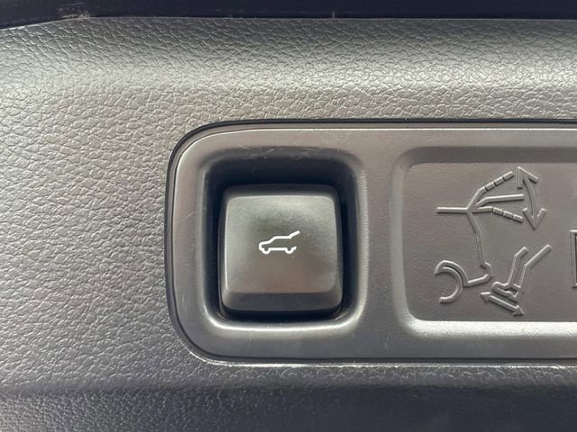 Certified 2024 Ford Expedition Max XLT image 13