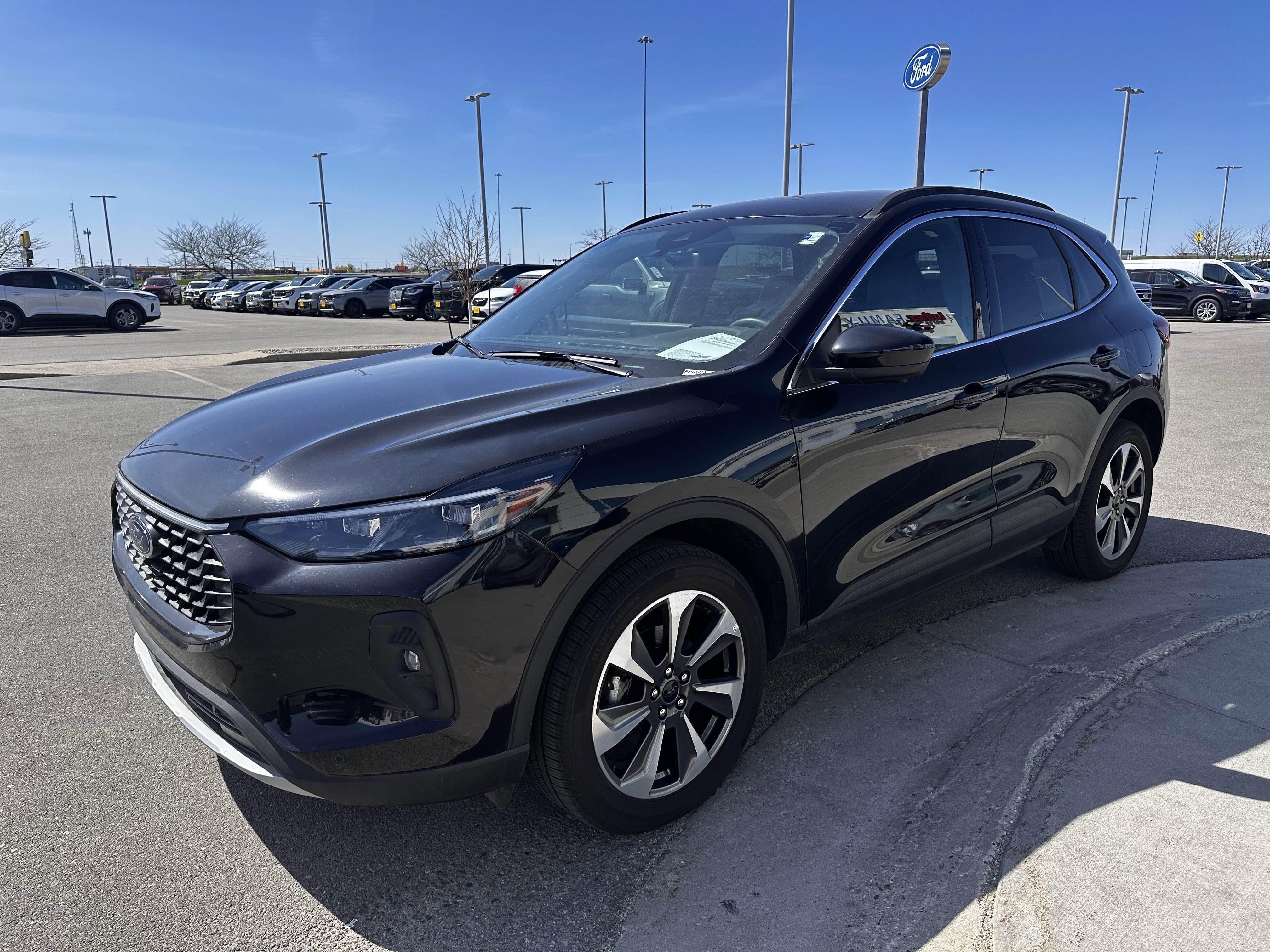 Certified 2024 Ford Escape Platinum AWD/4WD video 2