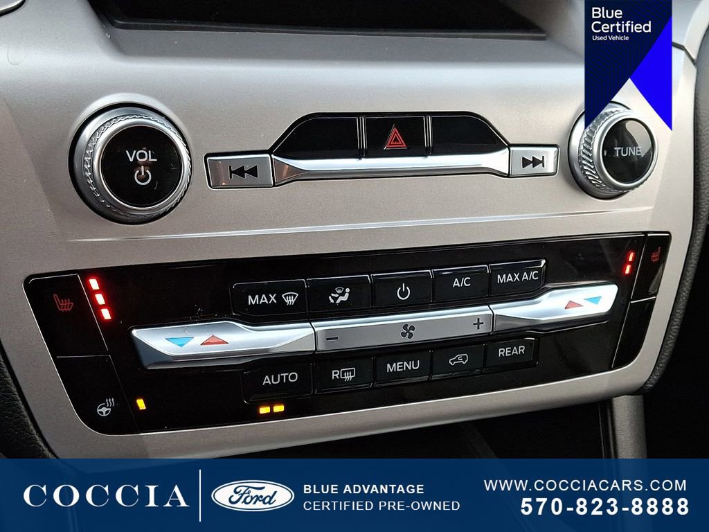 Certified 2022 Ford Explorer XLT w/ Equipment Group 202A image 16