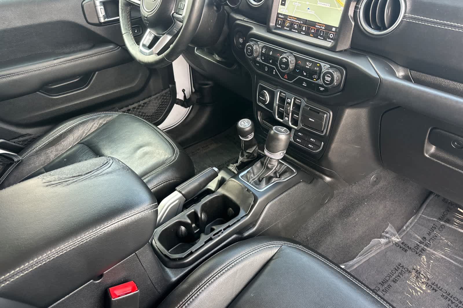 Used 2020 Jeep Gladiator Overland AWD/4WD image 15