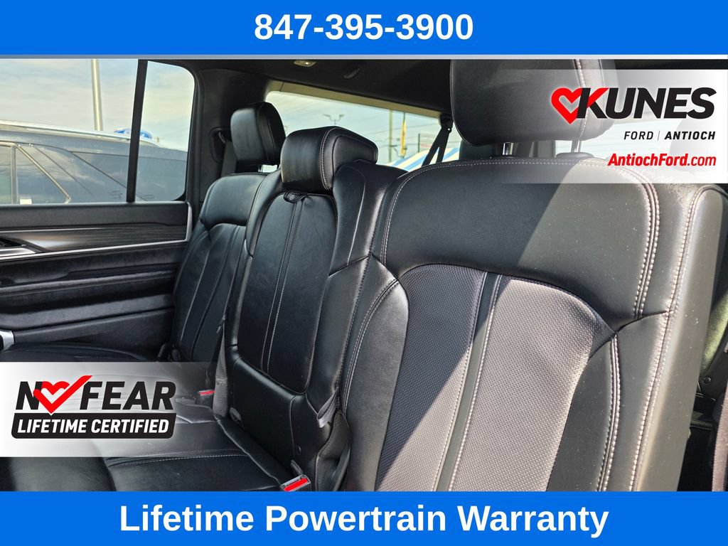 Used 2024 Jeep Wagoneer L Series II w/ Flexible Seating Group AWD/4WD image 25