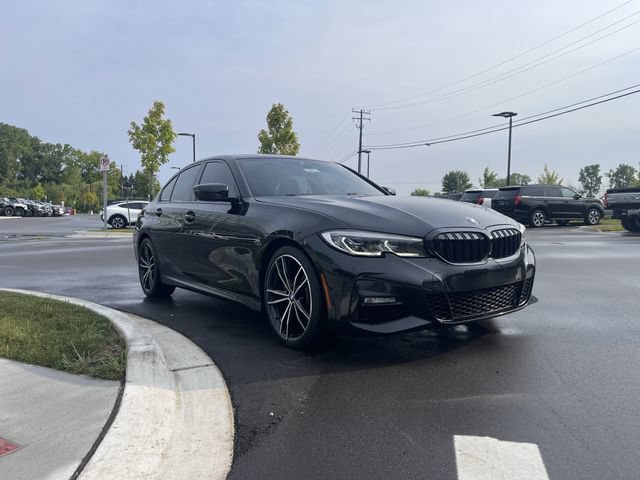 Used 2019 BMW 330i xDrive Sedan w/ M Sport Package AWD/4WD image 7