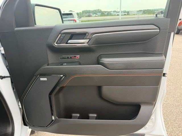 Used 2024 GMC Sierra 1500 AT4 w/ Technology Package AWD/4WD image 44