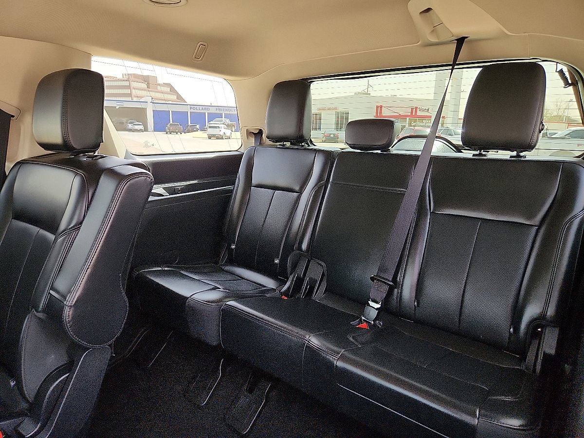 Certified 2024 Ford Expedition XLT AWD/4WD image 5