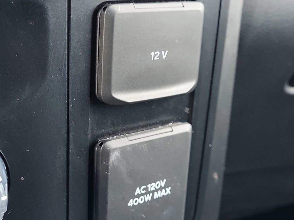 Certified 2023 Ford F150 Lariat w/ Equipment Group 502A High image 33