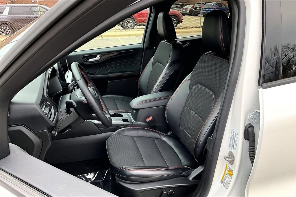 Certified 2023 Ford Escape ST-Line Select w/ Tech Pack #2 AWD/4WD image 23