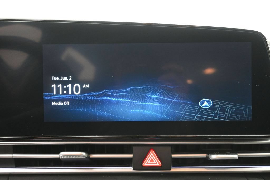 Used 2024 Hyundai Elantra SEL FWD image 11