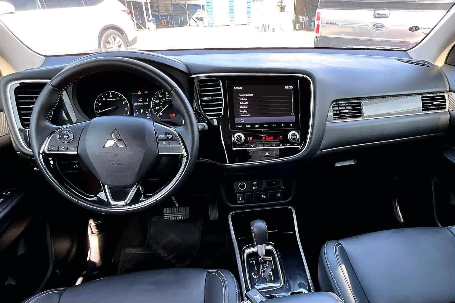 Used 2020 Mitsubishi Outlander SEL FWD image 16