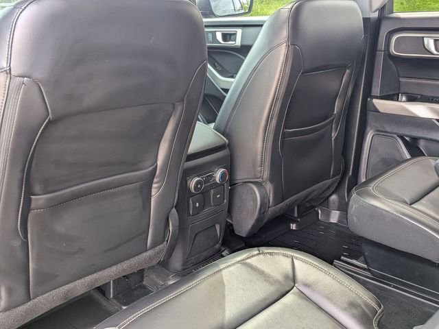Certified 2022 Ford Explorer XLT w/ Equipment Group 202A AWD/4WD image 28