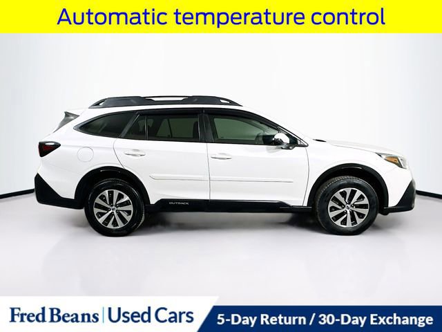 Used 2020 Subaru Outback Premium image 6
