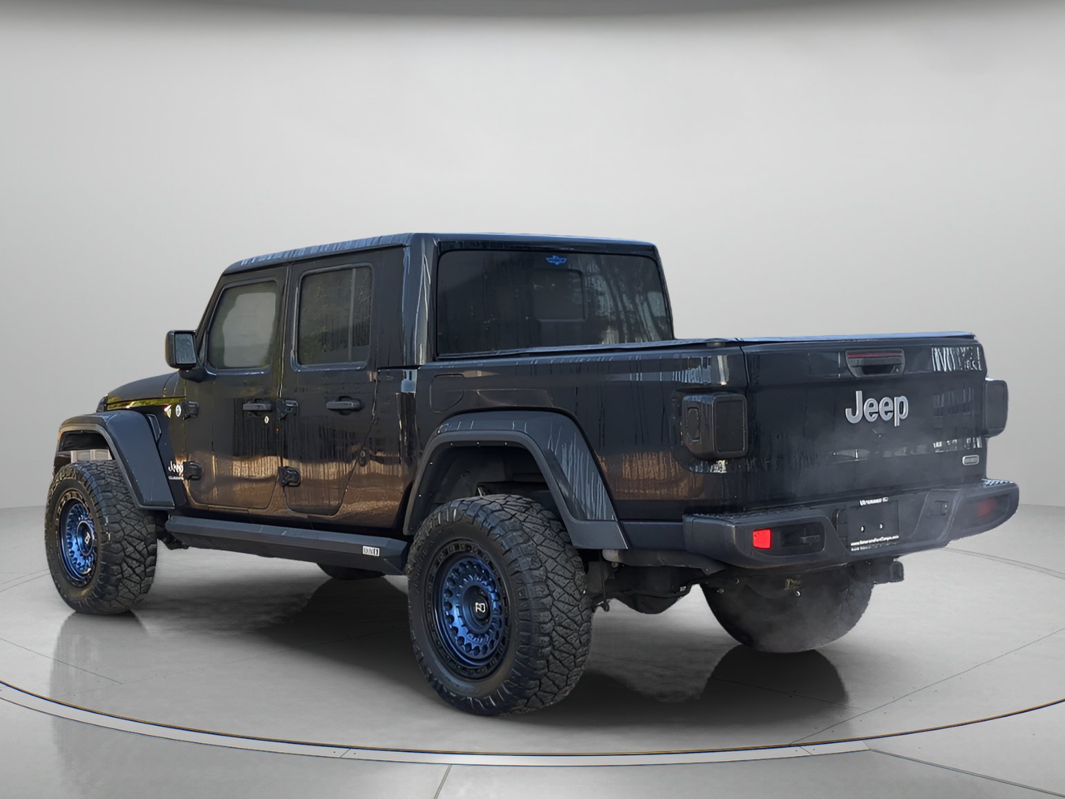 Used 2022 Jeep Gladiator Overland w/ Popular Equipment Package AWD/4WD image 42