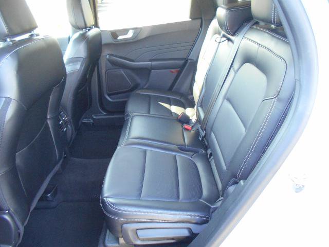 Certified 2025 Ford Escape Platinum AWD/4WD image 10