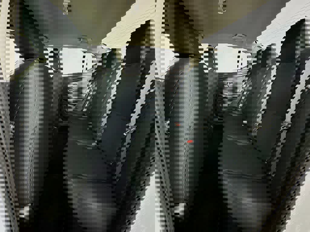 Used 2024 Nissan Sentra S image 16