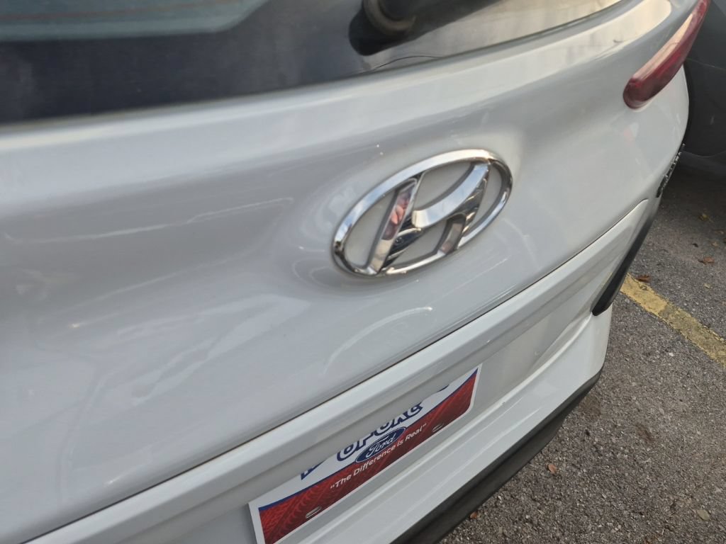 Used 2021 Hyundai Kona SE FWD image 10