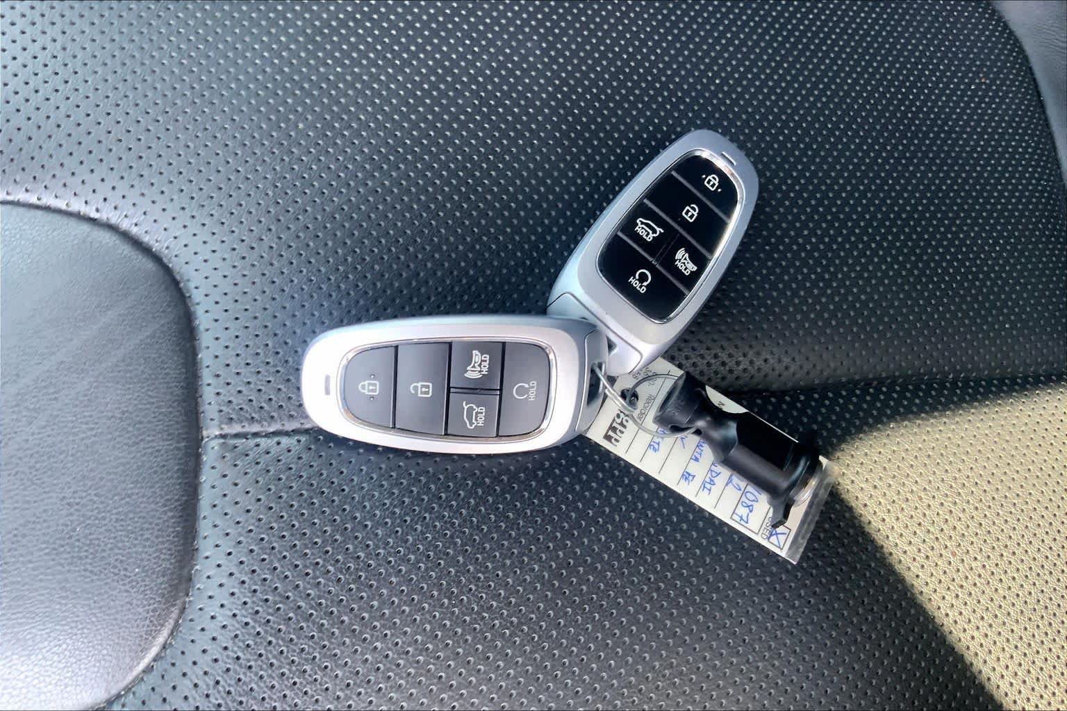 Used 2022 Hyundai Santa Fe SEL w/ Convenience + Premium Package FWD image 14