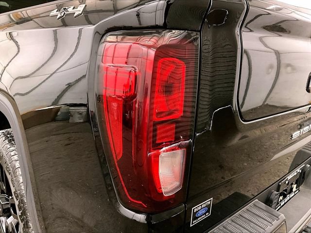 Used 2023 GMC Sierra 1500 Elevation w/ Preferred Package AWD/4WD image 28