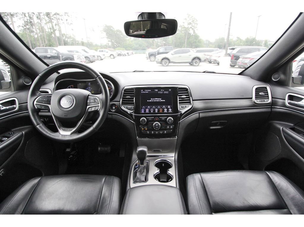 Used 2021 Jeep Grand Cherokee Limited AWD/4WD image 12