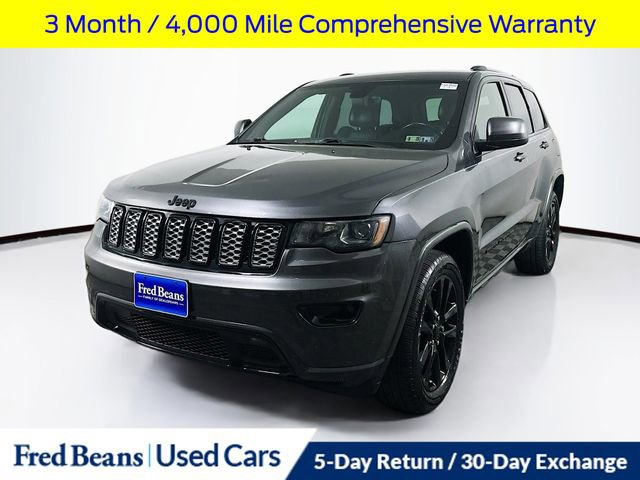 Used 2018 Jeep Grand Cherokee Altitude AWD/4WD image 4