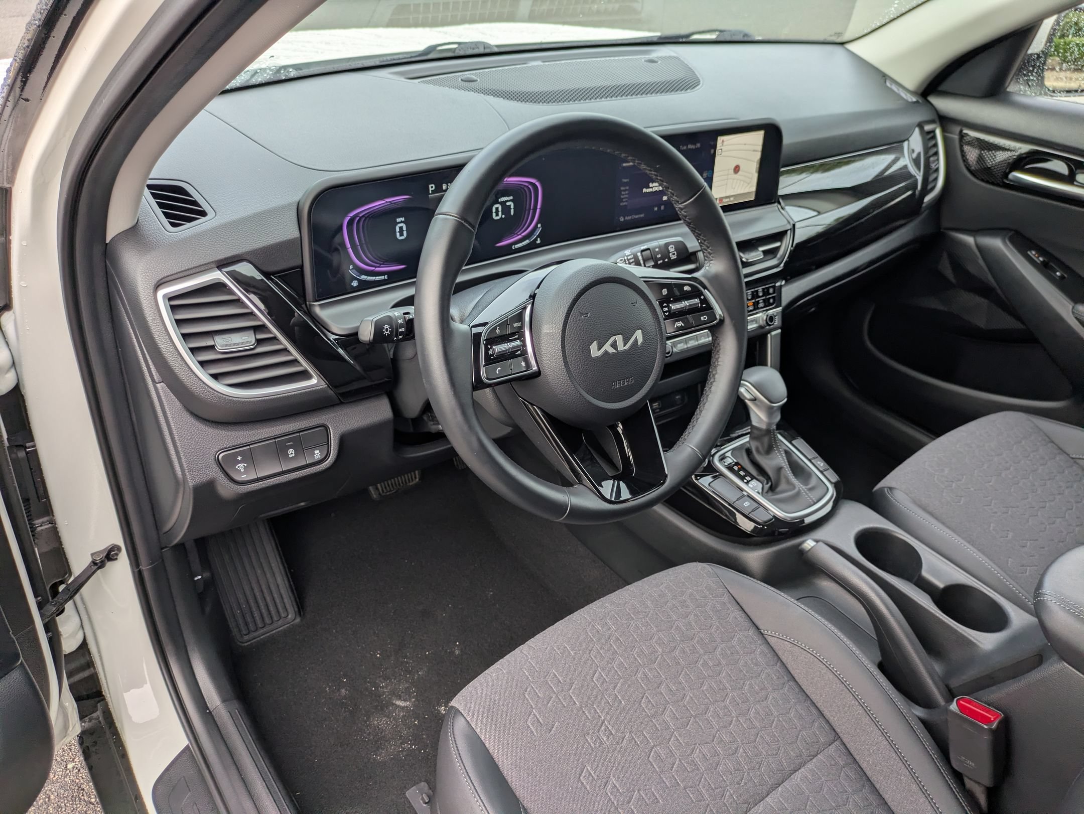 Used 2026 Kia Seltos S FWD image 14