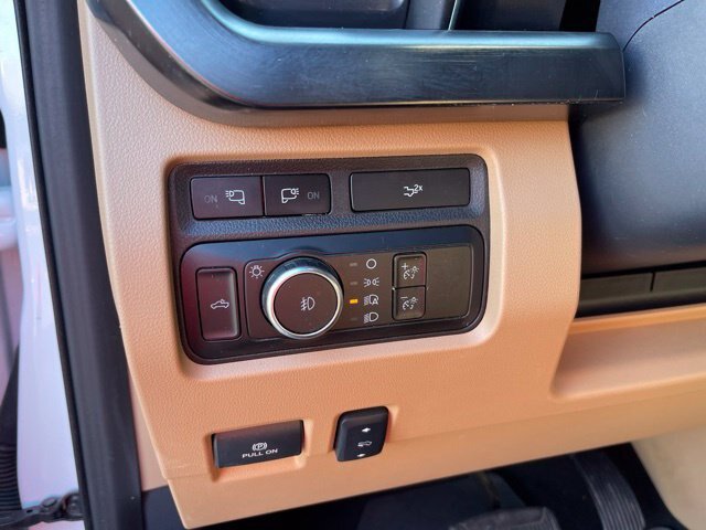 Certified 2024 Ford F250 Lariat w/ Lariat Ultimate Package AWD/4WD image 15