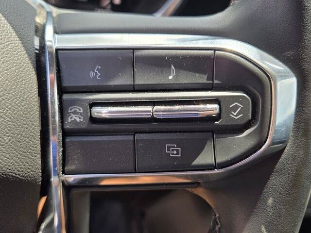 Used 2025 GMC Canyon Elevation w/ Technology Package RWD image 25