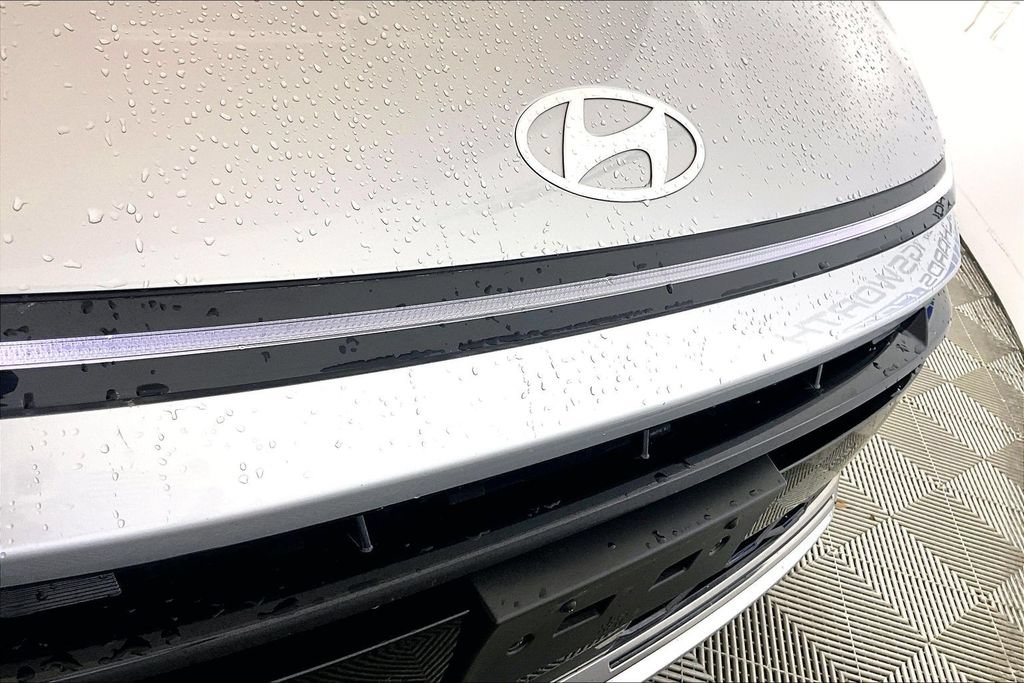 Used 2025 Hyundai Sonata SEL FWD image 23