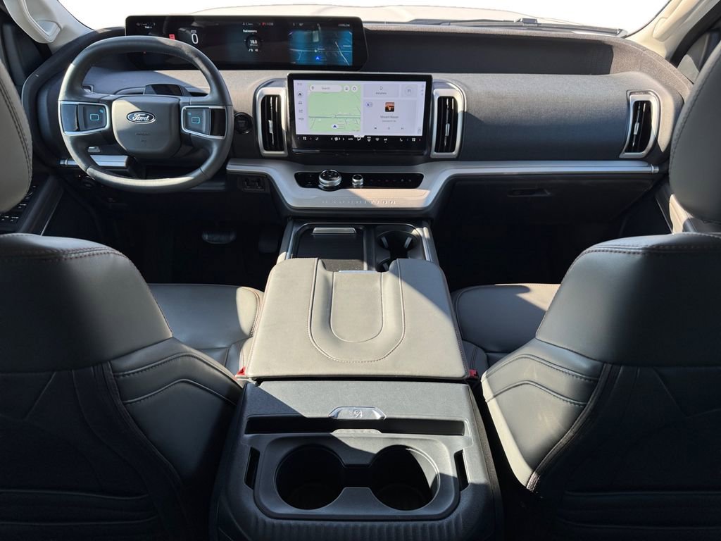 Certified 2025 Ford Expedition Active image 10