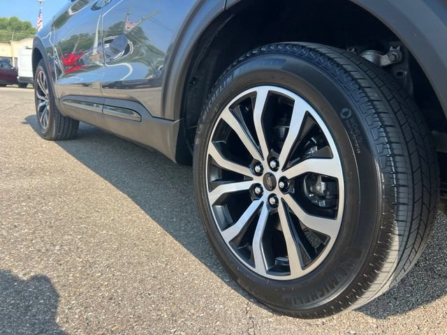 Certified 2025 Ford Explorer ST-Line AWD/4WD image 24