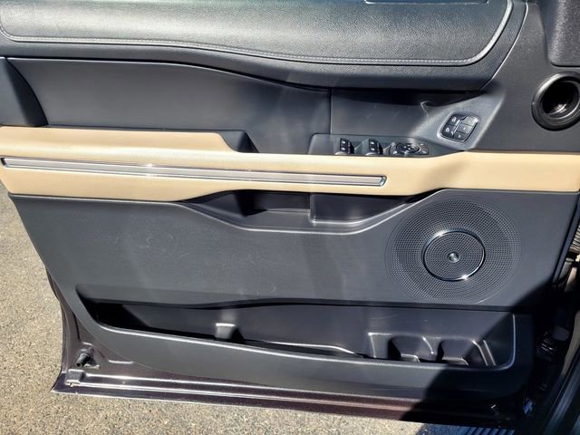 Certified 2024 Ford Expedition Limited image 15