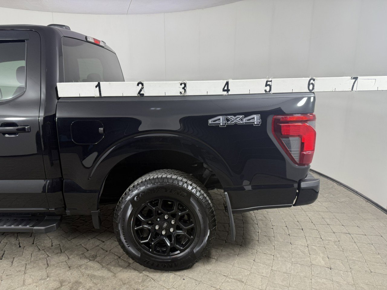 Certified 2024 Ford F150 XLT w/ XLT Black Appearance Package AWD/4WD image 5