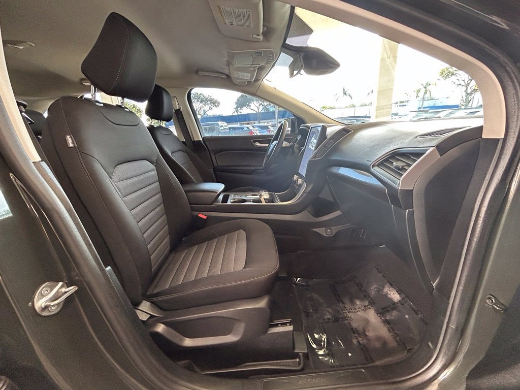Certified 2024 Ford Edge SE w/ Black Appearance Package AWD/4WD image 21