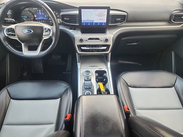 Certified 2023 Ford Explorer XLT w/ Equipment Group 202A image 8