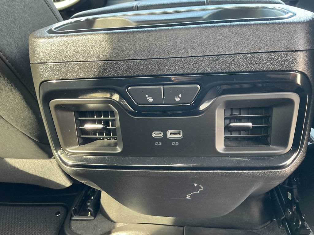 Used 2024 GMC Sierra 1500 AT4 w/ Technology Package AWD/4WD image 24