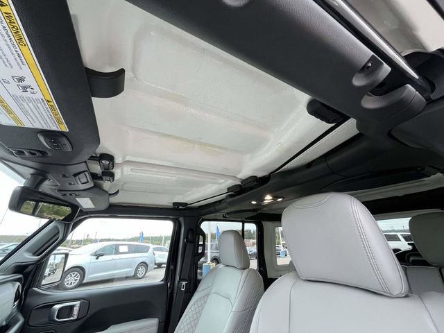 Used 2021 Jeep Wrangler Unlimited Sahara image 13