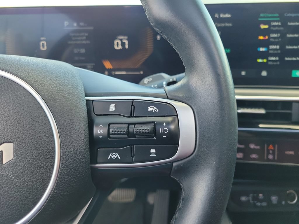 Used 2025 Kia K5 GT-Line w/ GT-Line Premium Package FWD image 26