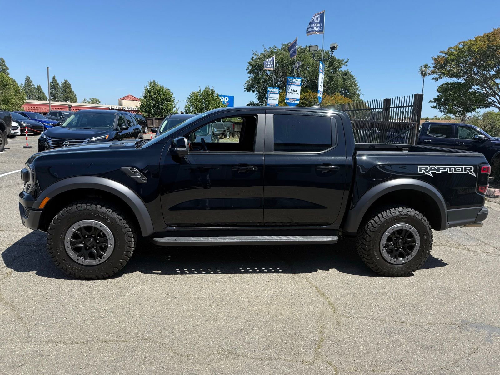 Certified 2025 Ford Ranger Raptor AWD/4WD image 2