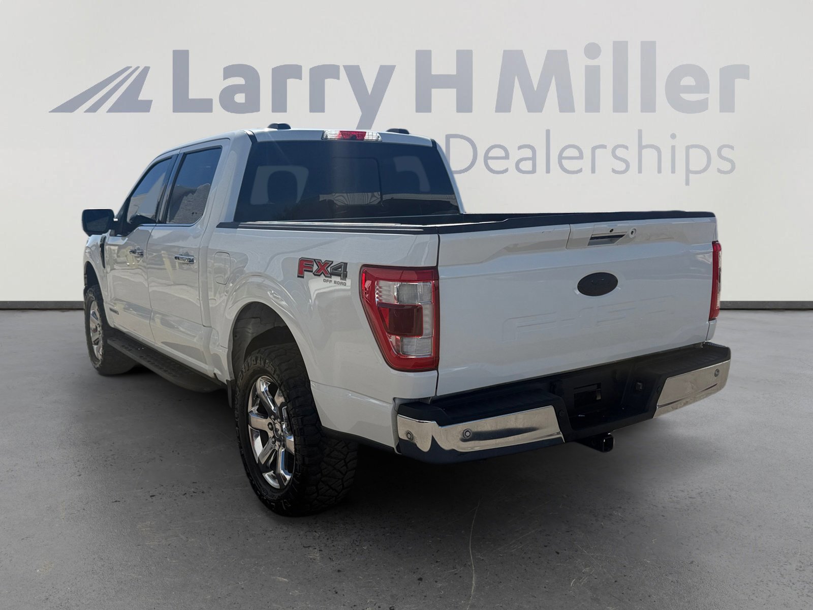 Certified 2021 Ford F150 Lariat w/ Equipment Group 502A High image 3