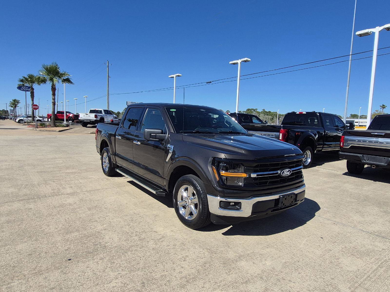 Certified 2024 Ford F150 XLT w/ Mobile Office Package image 7
