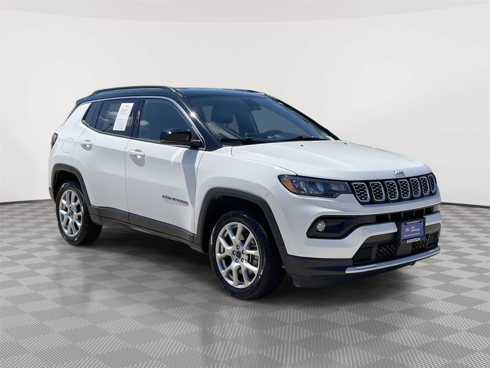Used 2025 Jeep Compass Limited AWD/4WD image 5