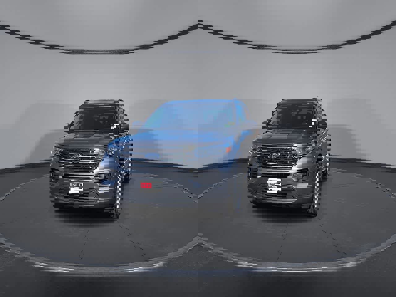 Certified 2023 Ford Explorer XLT image 2