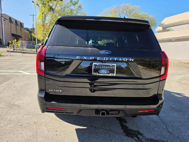 Certified 2025 Ford Expedition Active image 4