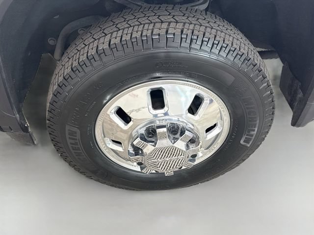 Used 2024 GMC Sierra 3500 Denali w/ Technology Package AWD/4WD image 33